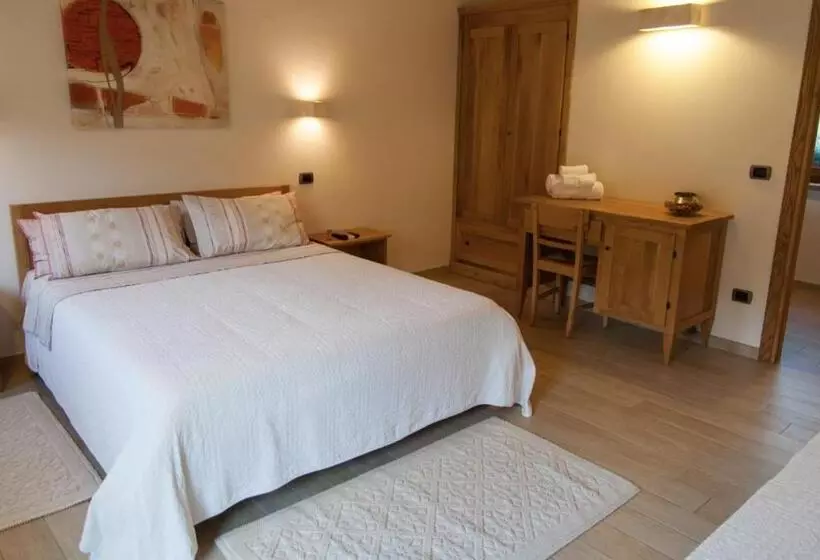 ベッドアンドブレックファースト Agriturismo Le Fornaci   Camera Lavanda
