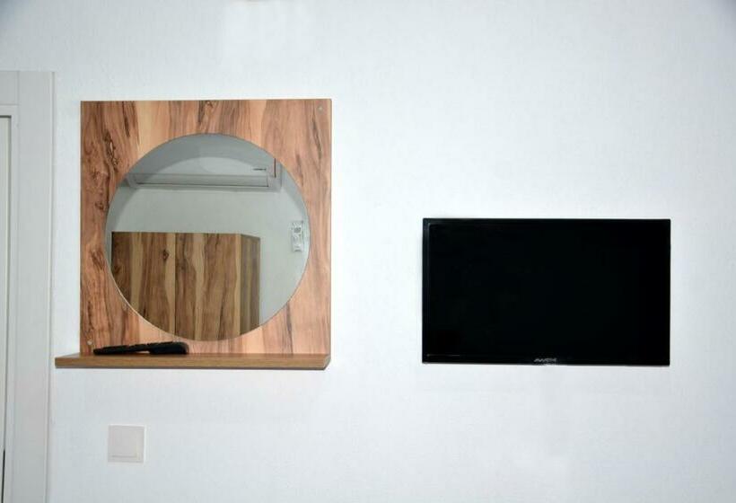 تختخواب و صبحانه Belek Gold Pansiyon