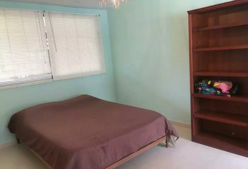 ベッドアンドブレックファースト Hostal Minkalab