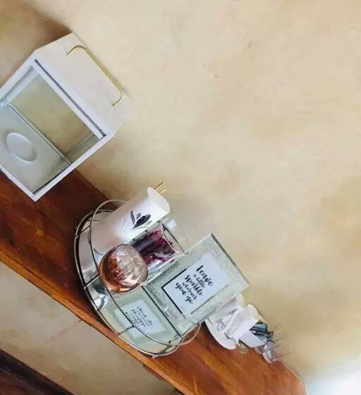 تختخواب و صبحانه House 156
