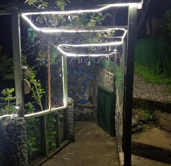 ベッドアンドブレックファースト Olimbera Köy Evi