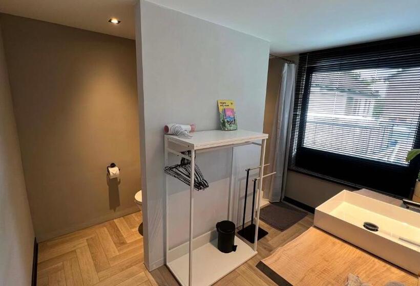 ベッドアンドブレックファースト Boutique Hotel Le Faucon