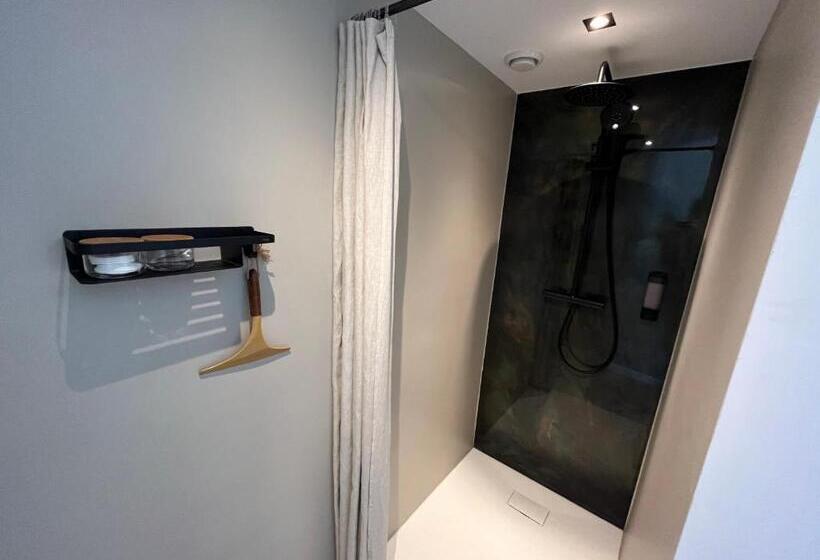 ベッドアンドブレックファースト Boutique Hotel Le Faucon