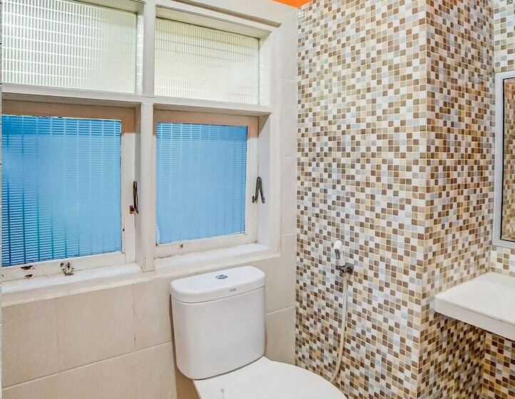 Отель Oyo 90980 Al Karim Syariah