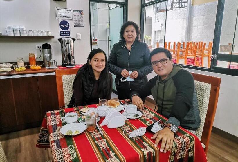 Hotell Urpi Cusco