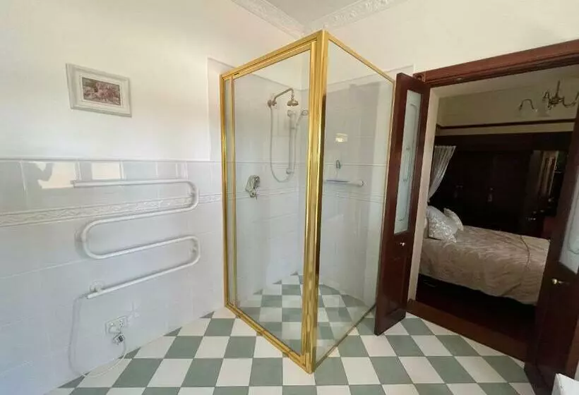 Majatalo 1876 Stonemasons