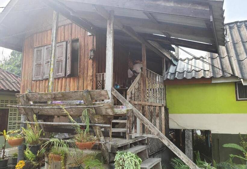 הוסטל Peace Of Love Pai