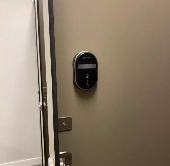 ユースホステル Zarautz Surf House