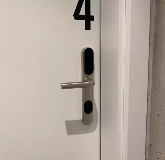 ユースホステル Zarautz Surf House