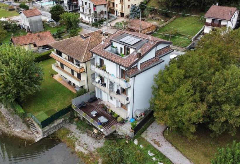 مبيت وإفطار Adeline