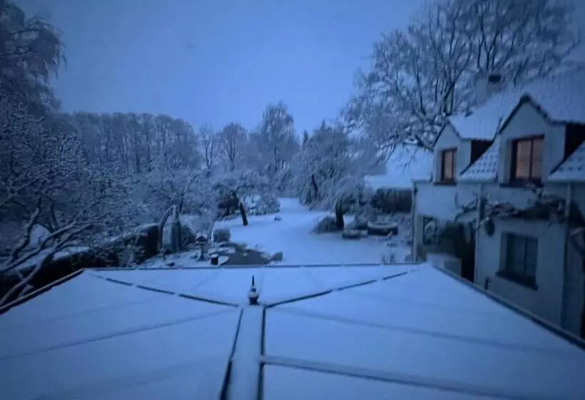 Aamiaismajoitus (B&B) Le Cottage