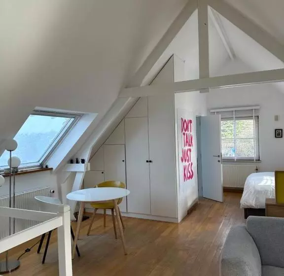 Aamiaismajoitus (B&B) Le Cottage