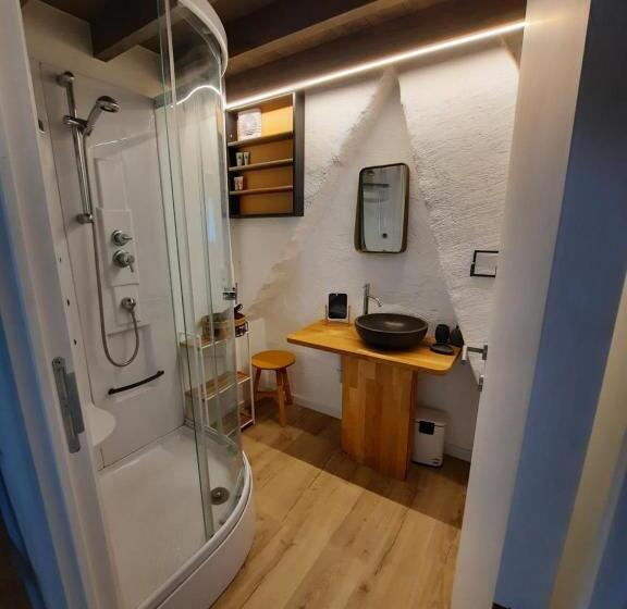 مبيت وإفطار T Een En T Ander