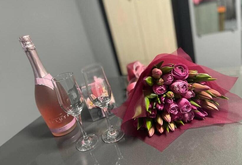 هتل Evita Tashkent