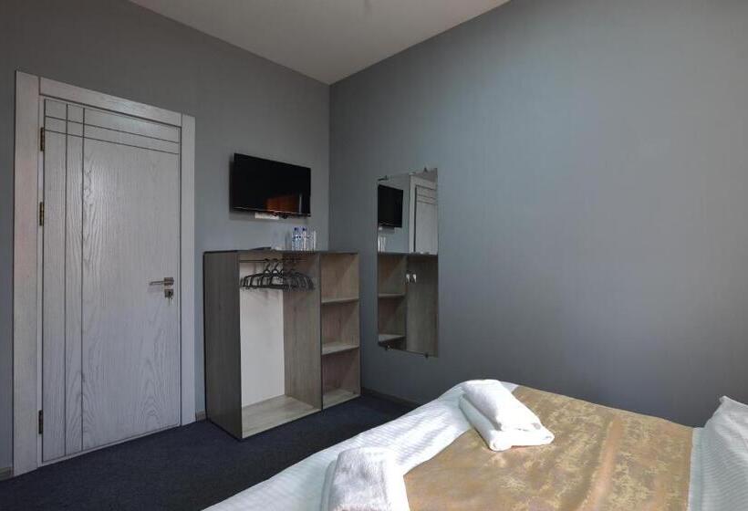 هتل Evita Tashkent