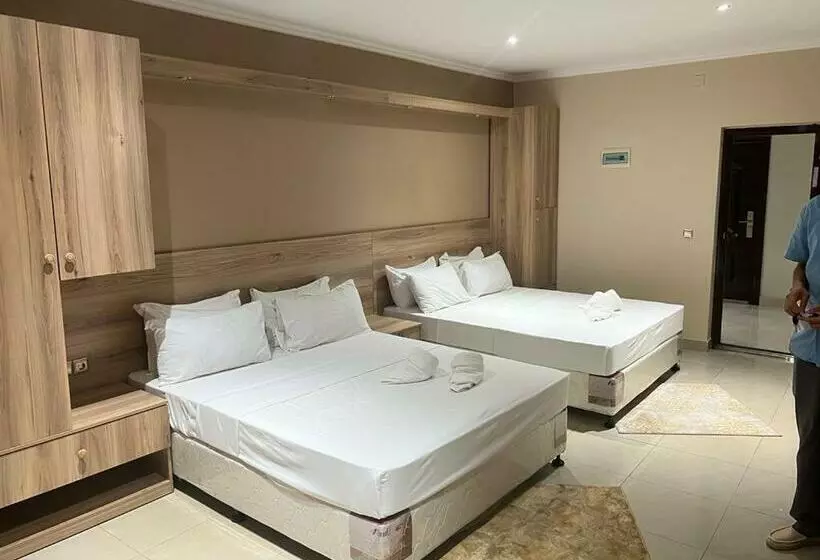 Hotel Jardim Das Palmeiras