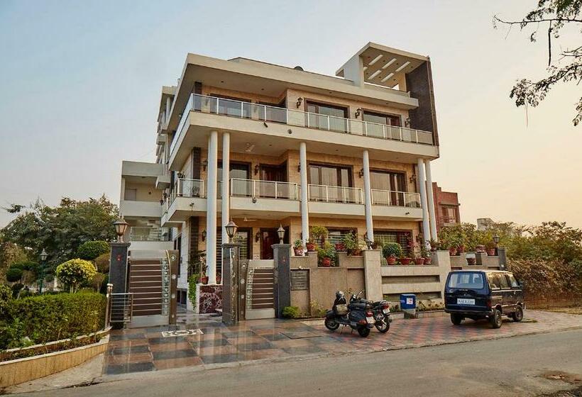 Hotel Kapoor Residency