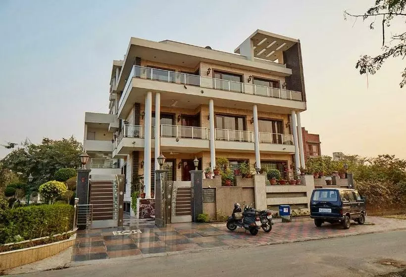 Hotelli Kapoor Residency