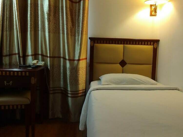 Hotel Oyo 90464 Borneo Suites