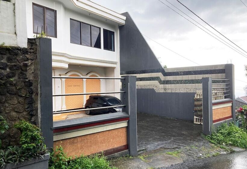 호텔 Reddoorz At Ledug Tretes