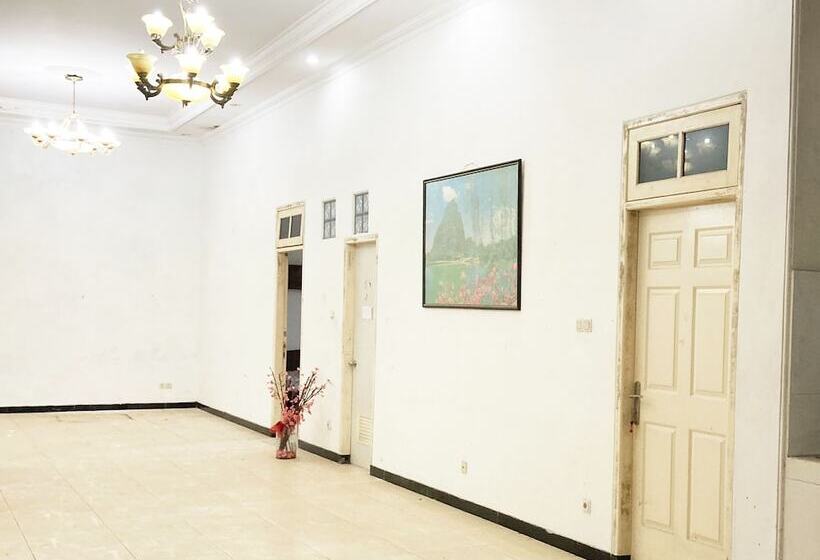 호텔 Reddoorz At Ledug Tretes