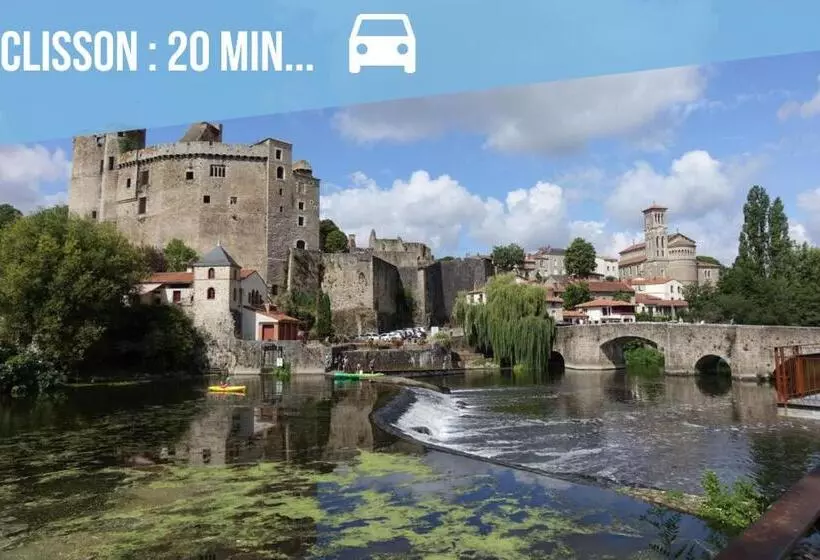 Majatalo Maisonnette Avec Terrasse Et Parking   Madeleine, Il était Une Fois