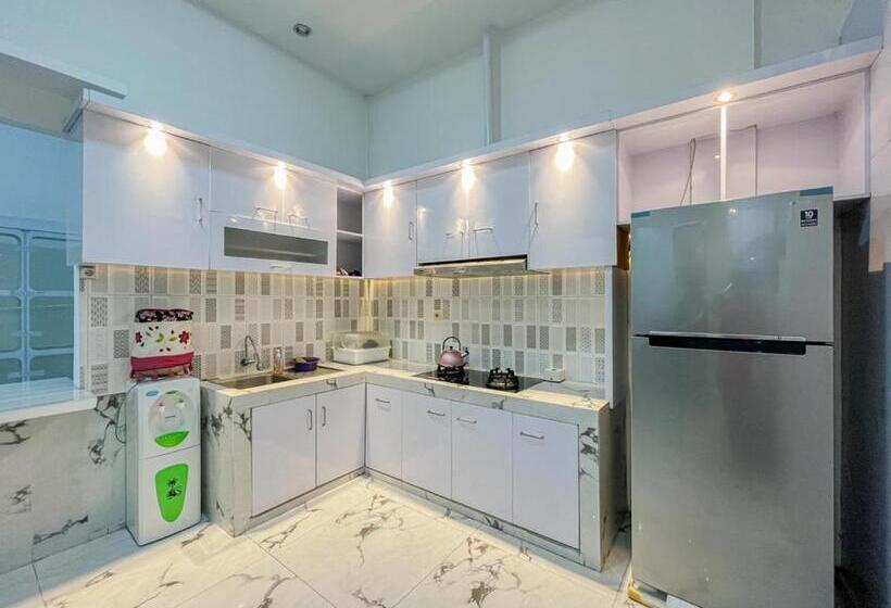 بنسيون Sakura Guest House By The Lavana