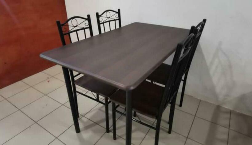 Отель Oyo Home 90459 Nd Homestay