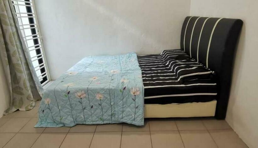 Отель Oyo Home 90459 Nd Homestay