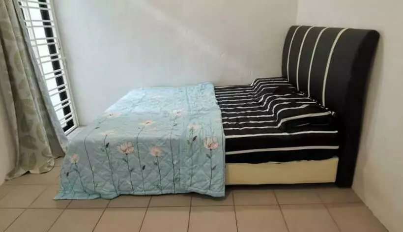 Hotelli Oyo Home 90459 Nd  Homestay