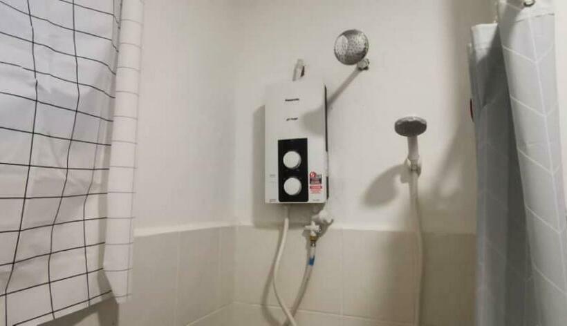 Отель Oyo Home 90459 Nd Homestay