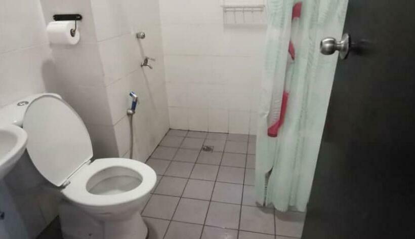 Отель Oyo Home 90459 Nd Homestay