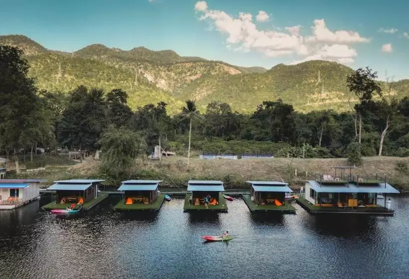 ホテル Phu Naphat Resort