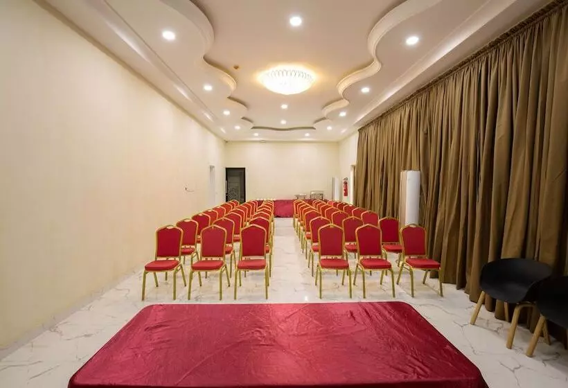 هتل Reno Apartments Abuja