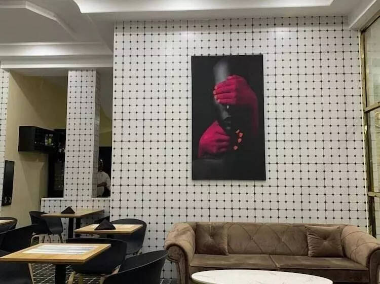 هتل Reno Apartments Abuja