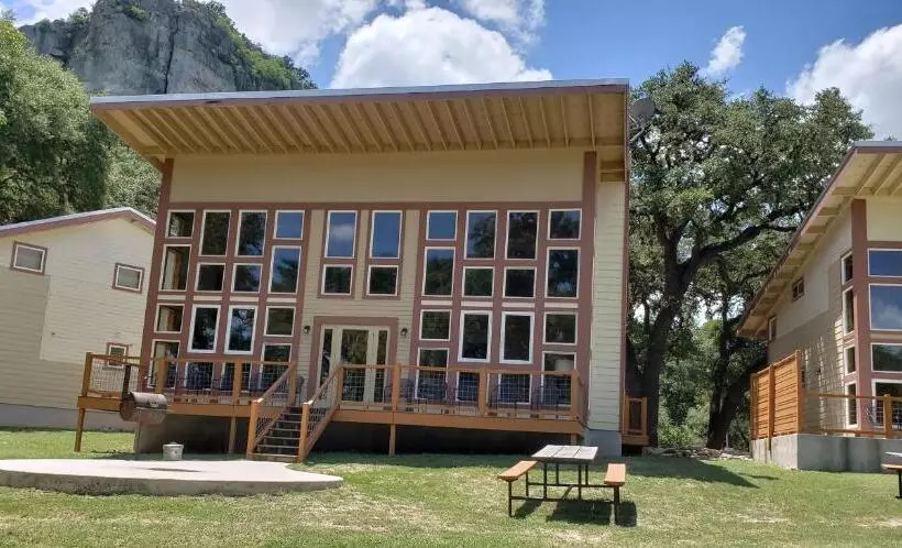 Hotelli Seven Bluff Cabins