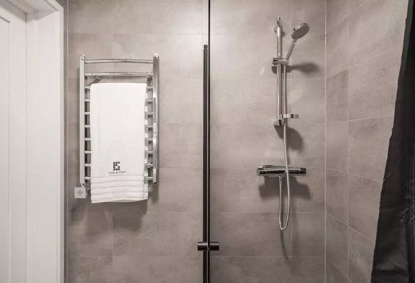 Live And Stay Ekmanska