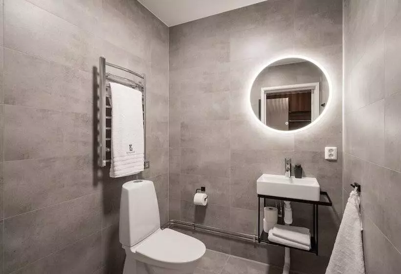 Live And Stay Ekmanska