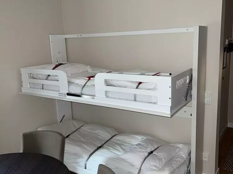 Live And Stay Ekmanska