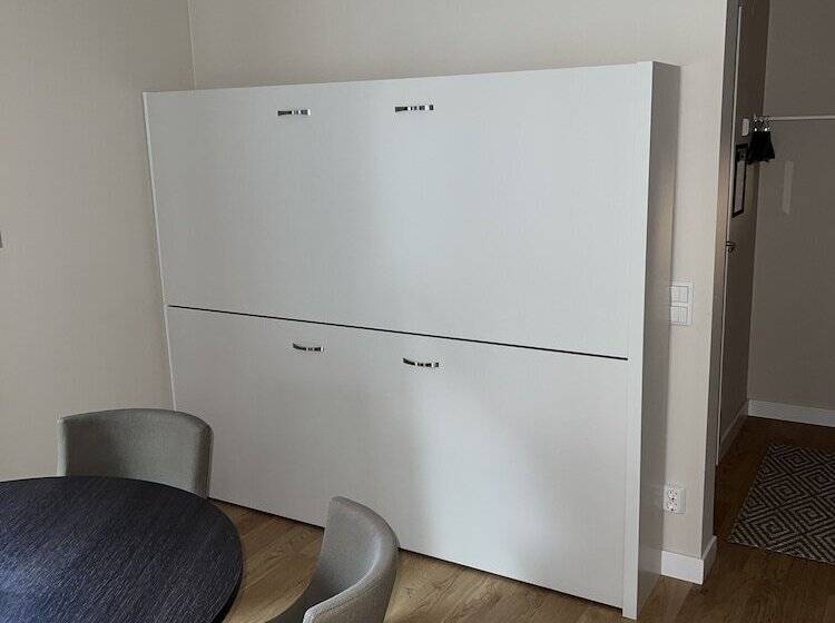 Live And Stay Ekmanska