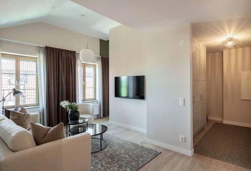 Live And Stay Ekmanska