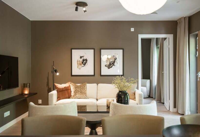 Live And Stay Ekmanska