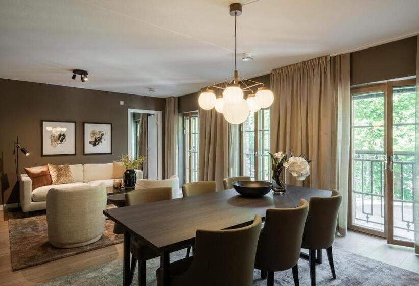 Live And Stay Ekmanska