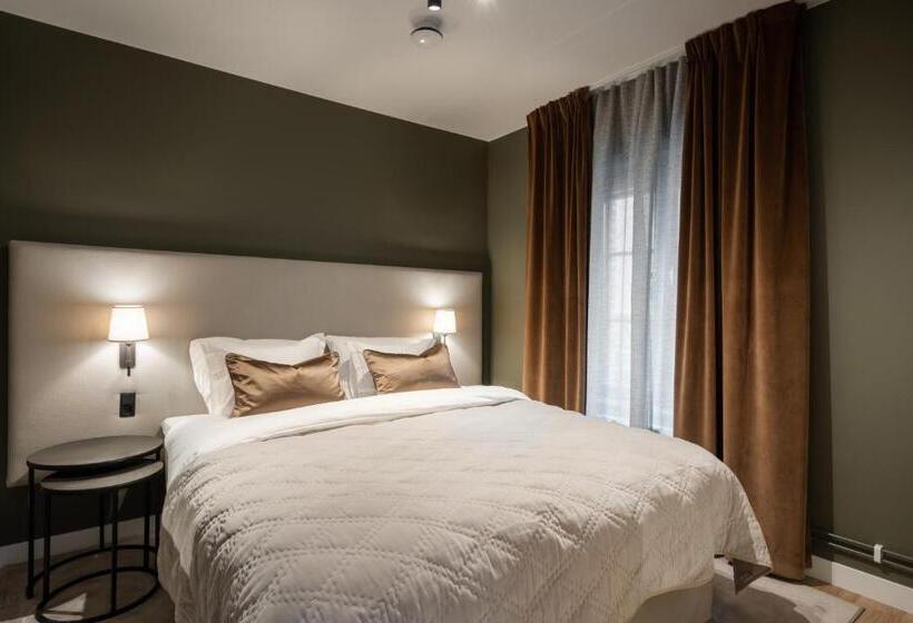 Live And Stay Ekmanska