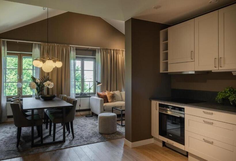 Live And Stay Ekmanska