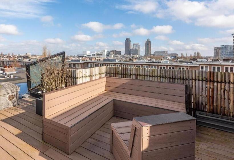 פנסיון Big Room