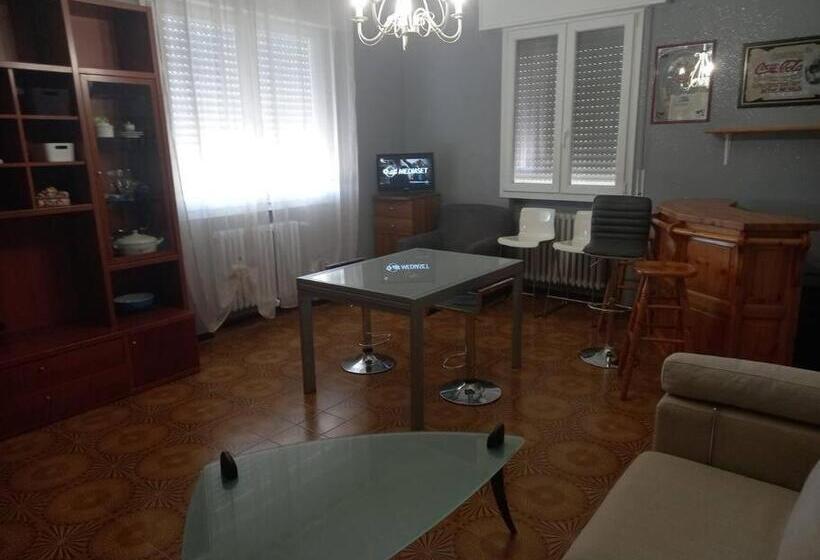 פנסיון Il Leprotto   Room & Breakfast