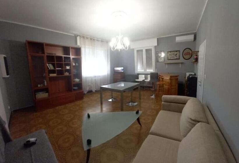 פנסיון Il Leprotto   Room & Breakfast