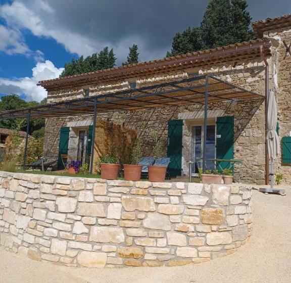 ベッドアンドブレックファースト Mas Les Escourtades Chambres D Hôtes