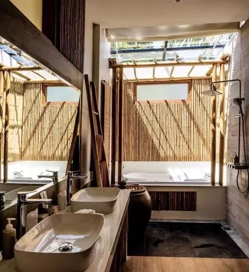 Bulow Casa Grand View Resort